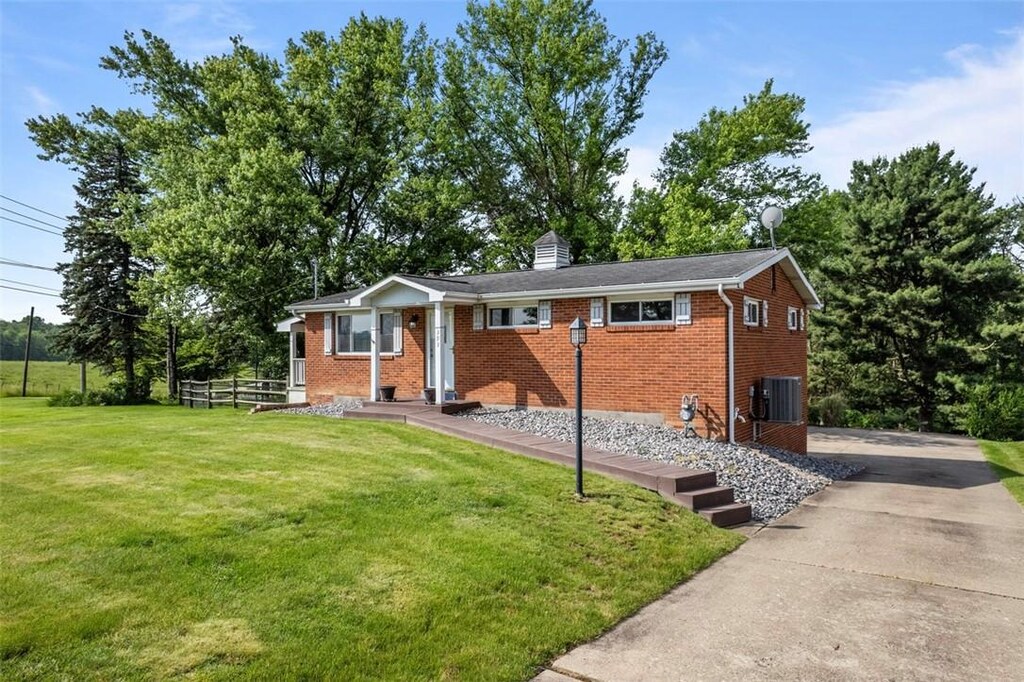 393 Cecil Henderson Rd, Cecil, PA 15317 - photo 1