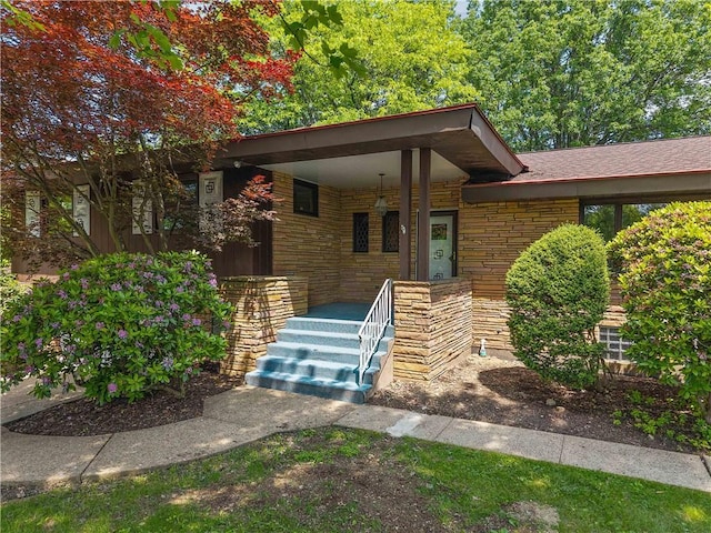 194 Southvue Dr, Whitehall, PA 15236 - view of front of house featuring a porch and stone siding