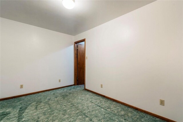 2712 State Route 351, Little Beaver Twp, PA 16120 - empty room featuring carpet floors and baseboards