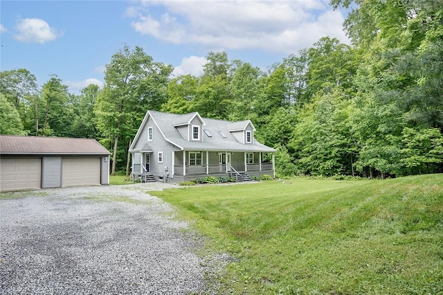 40 Walter Rd, Pine Twp Mer, PA 16127 - cape cod-style house featuring a porch, an outdoor structure, a garage, and a front lawn
