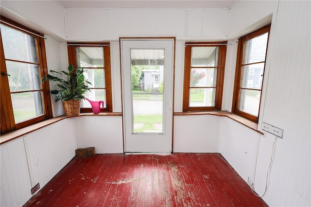 409 Summit St, Grove City Boro, PA 16127 - view of unfurnished sunroom