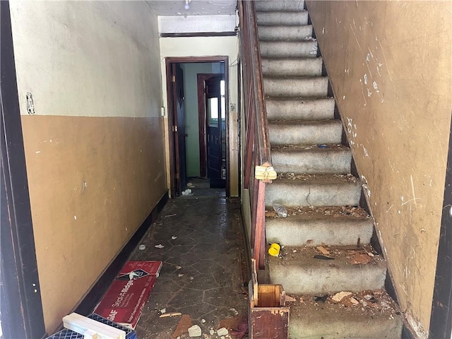 189 Beaver St, Leetsdale, PA 15056 - view of stairs