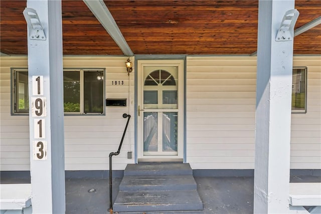 1913 Glen Rd, Pa, PA 15001 - view of exterior entry with covered porch