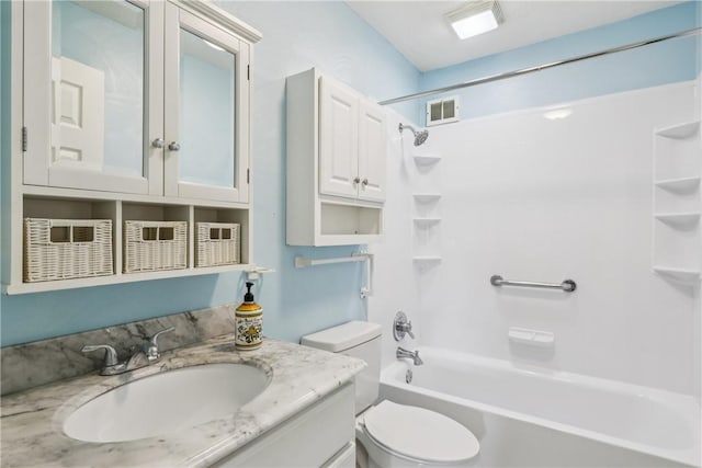1913 Glen Rd, Pa, PA 15001 - bathroom with toilet, vanity, and shower / bathtub combination