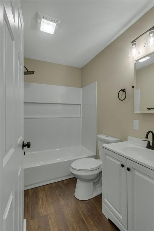 683 Mercer New Wilmington Rd, E Lackawannock Twp, PA 16137 - full bath featuring vanity, toilet, wood finished floors, and shower / bathtub combination