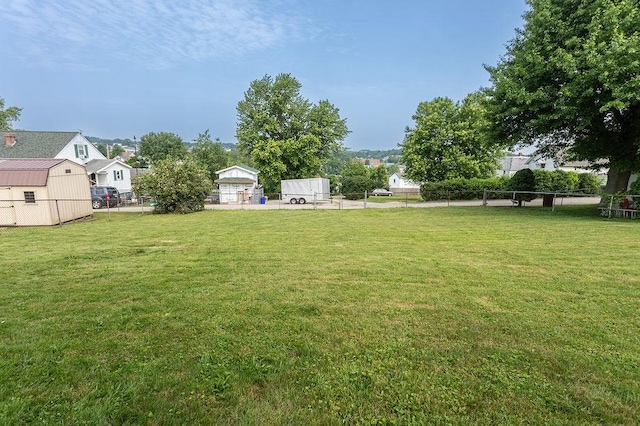 124 Clarendon Ave, South Union Twp, PA 15401 - view of yard
