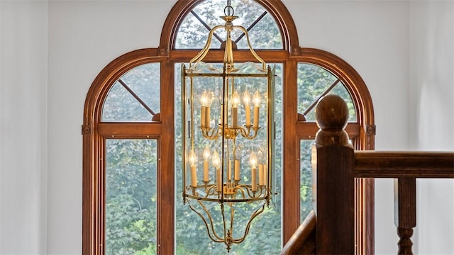 201 Clarke Rd, Buffalo Twp Wsh, PA 15323 - detailed view of a chandelier