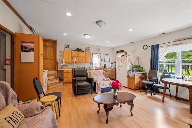 500 Kinsman Rd, Green Twp, PA 16134 - living room featuring light wood-type flooring and recessed lighting