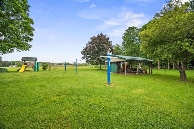 500 Kinsman Rd, Green Twp, PA 16134 - view of grassy yard featuring a playground