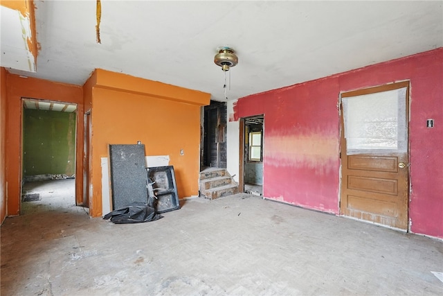 311 State Route 66, Leechburg Boro, PA 15656 - view of unfurnished living room