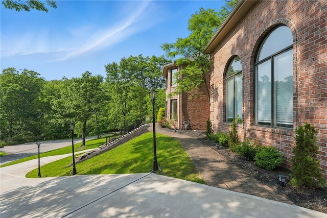 559 Normandy Ct, Fox Chapel, PA 15238 - view of green lawn