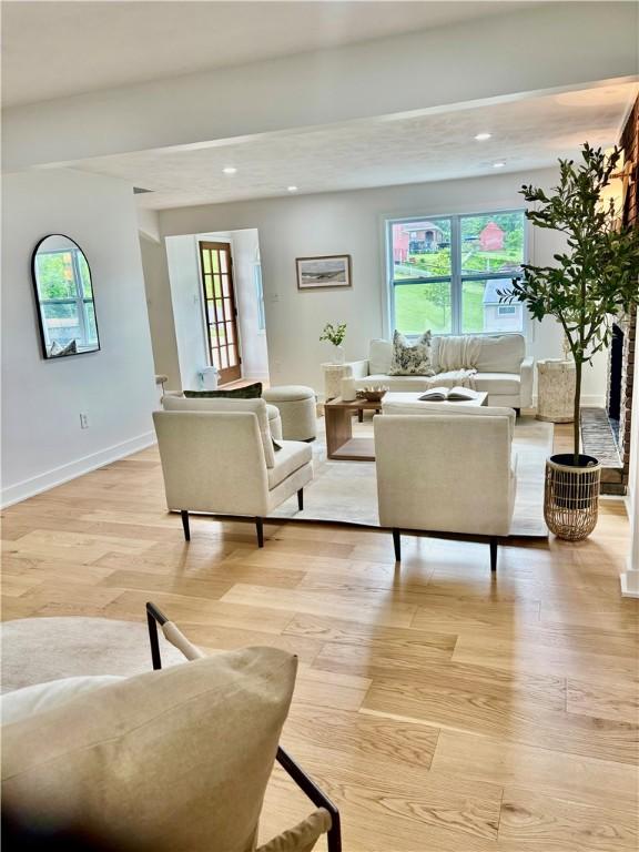 10 Neptune Dr, Robinson Twp Nwa, PA 15136 - living area featuring light wood-style floors and recessed lighting