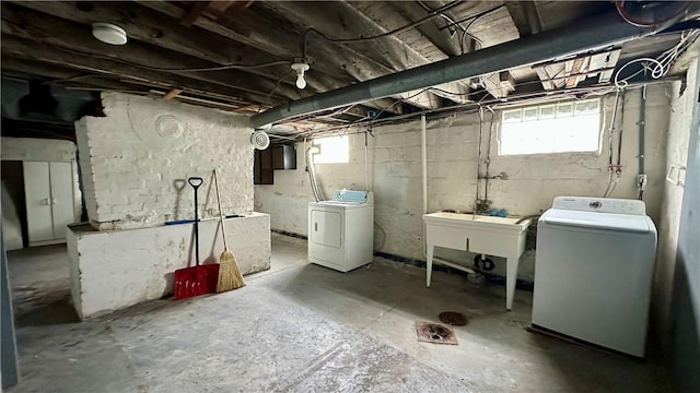 820-822 Main St, Springdale Twp, PA 15049 - below grade area with washer and dryer, healthy amount of natural light, and a sink