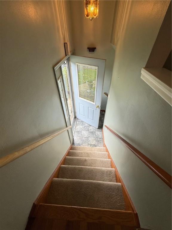 237 Northmont Dr, Penn Hills, PA 15147 - photo 8