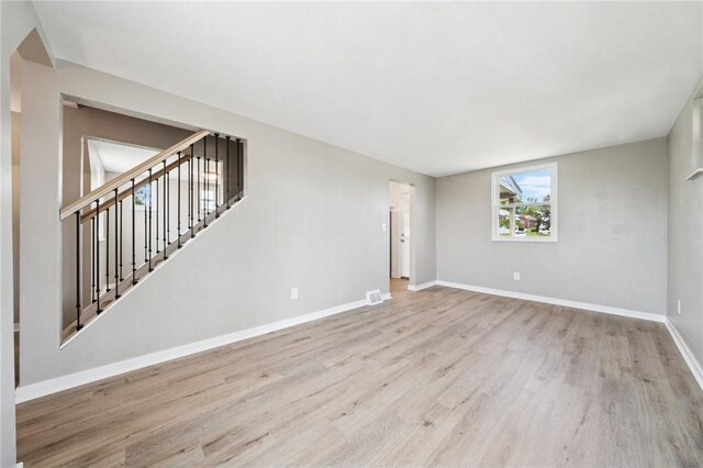 303 Sinclair St, New Kensington, PA 15068 - photo 5