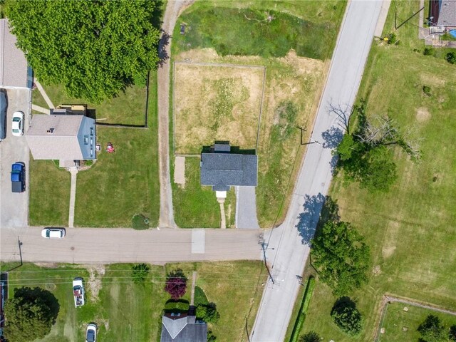 303 Sinclair St, New Kensington, PA 15068 - photo 31