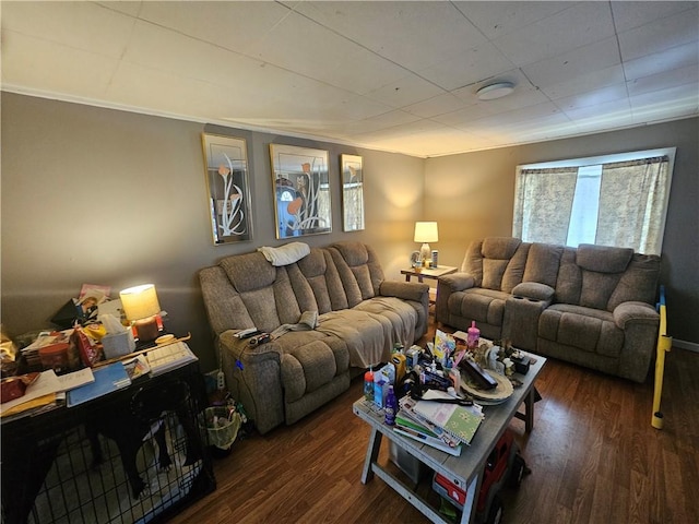 105 Longfellow St, Vandergrift Wml, PA 15690 - living area with wood finished floors