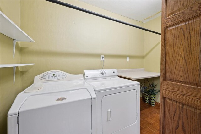 137 Painter Rd, Rayburn Twp, PA 16259 - laundry room with washing machine and clothes dryer