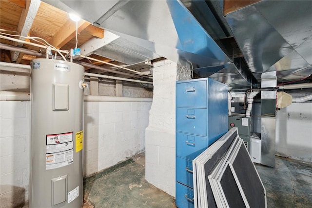 137 Painter Rd, Rayburn Twp, PA 16259 - utilities featuring water heater