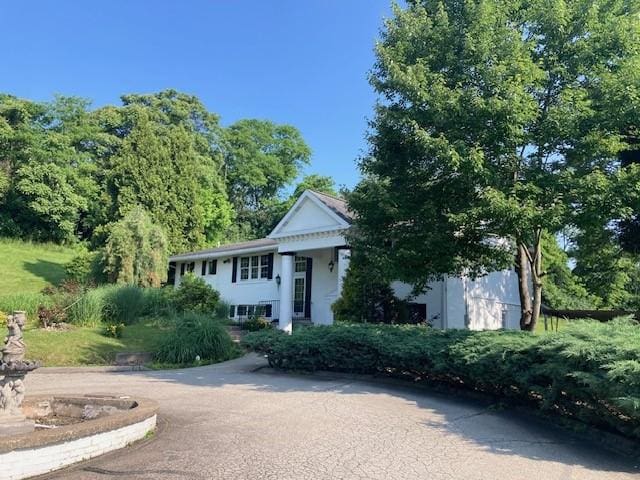 1014 State Rd, Monessen, PA 15062 - view of front of home featuring stucco siding