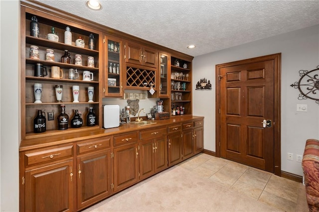 109 Old Hickory Ln, Pine Twp Mer, PA 16127 - bar area featuring a textured ceiling, light tile patterned floors, and recessed lighting