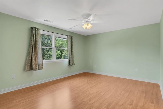 130 Sewickley Farm Cir, Marshall, PA 16046 - unfurnished room featuring light wood-type flooring and a ceiling fan