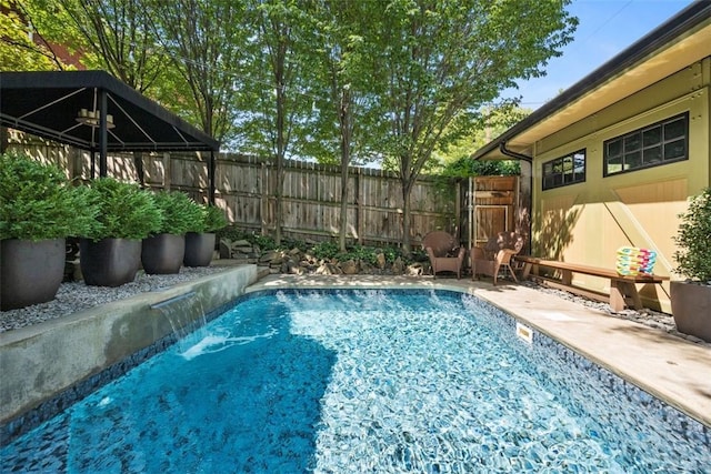 6909 Meade St, Point Breeze, PA 15208 - view of pool