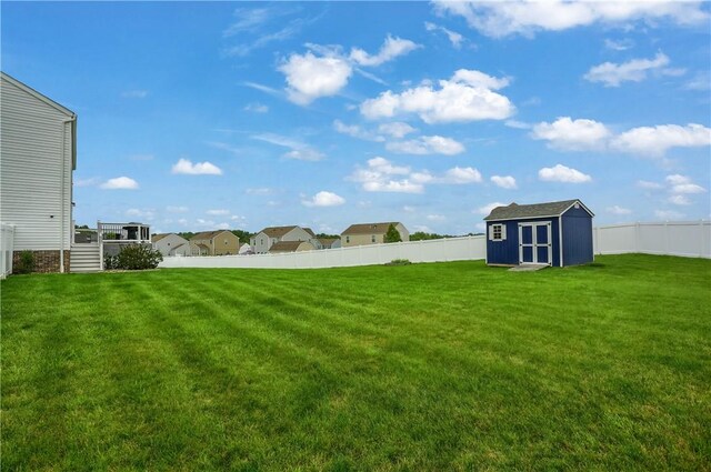 112 Norfolk Dr, Buffalo Twp But, PA 16055 - fenced backyard featuring a storage shed and a residential view