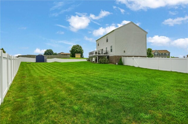 112 Norfolk Dr, Buffalo Twp But, PA 16055 - fenced backyard with a storage shed
