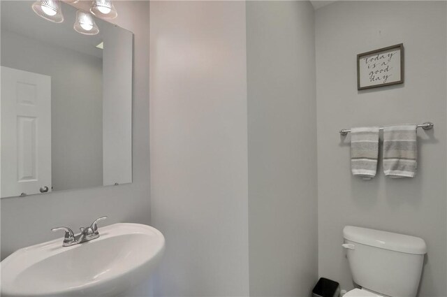 112 Norfolk Dr, Buffalo Twp But, PA 16055 - half bathroom with a sink and toilet