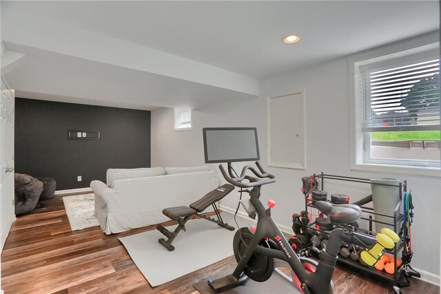 112 Norfolk Dr, Buffalo Twp But, PA 16055 - workout room featuring wood finished floors and recessed lighting