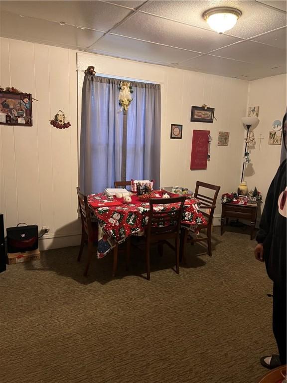 907 E Washington St, New Castle/4Th, PA 16101 - carpeted dining room featuring a drop ceiling