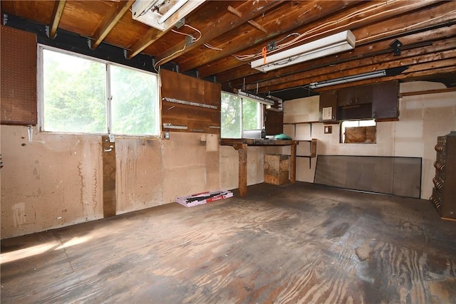 794 Mercer Rd, Center Twp But, PA 16001 - basement featuring a garage