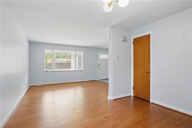 3917 Beechwood Blvd, Squirrel Hill, PA 15217 - unfurnished room featuring hardwood / wood-style flooring and baseboards