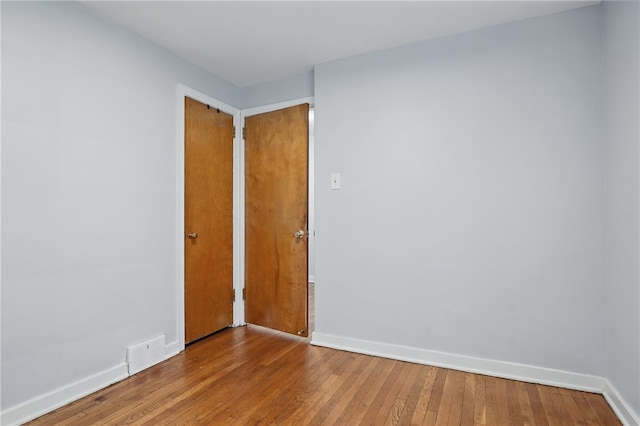 3917 Beechwood Blvd, Squirrel Hill, PA 15217 - empty room featuring hardwood / wood-style floors and baseboards