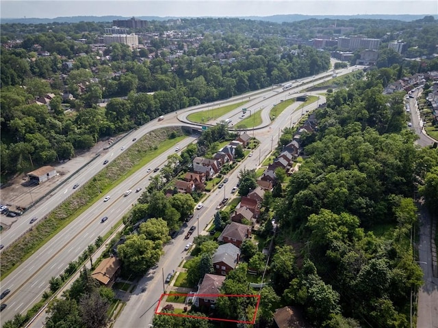 3917 Beechwood Blvd, Squirrel Hill, PA 15217 - aerial view of property and surrounding area featuring a highway and property parcel outlined