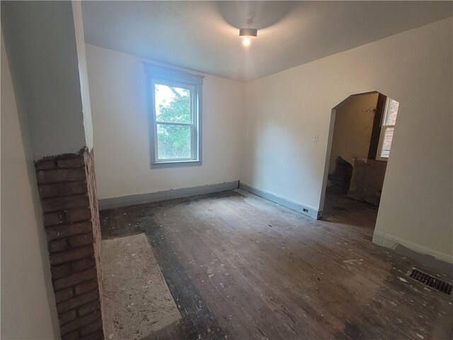 563 N Richland St, Homewood-Brushton, PA 15208 - photo 5