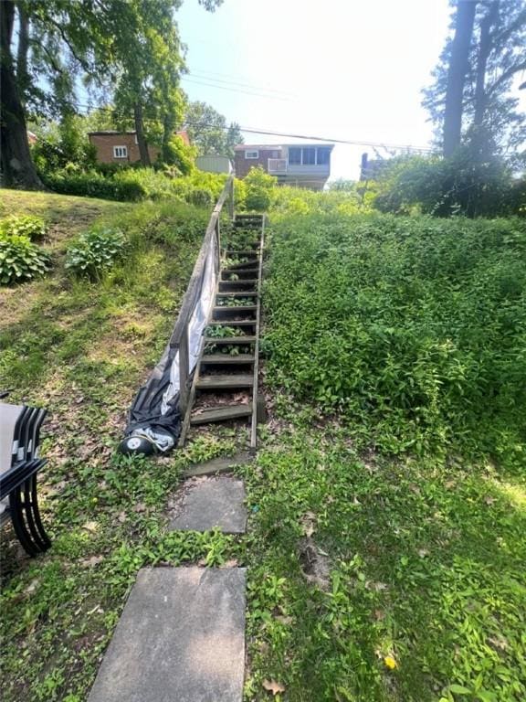 3539 York St, Munhall, PA 15120 - view of yard with stairway