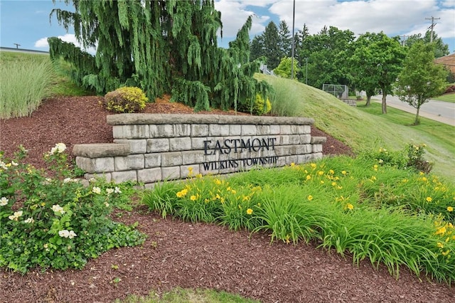 330 Delaney Dr, Wilkins Twp, PA 15235 - view of community sign