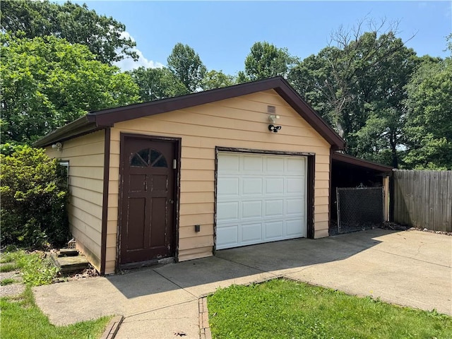3112 Ridge Ave, Hopewell Twp Bea, PA 15001 - detached garage with driveway