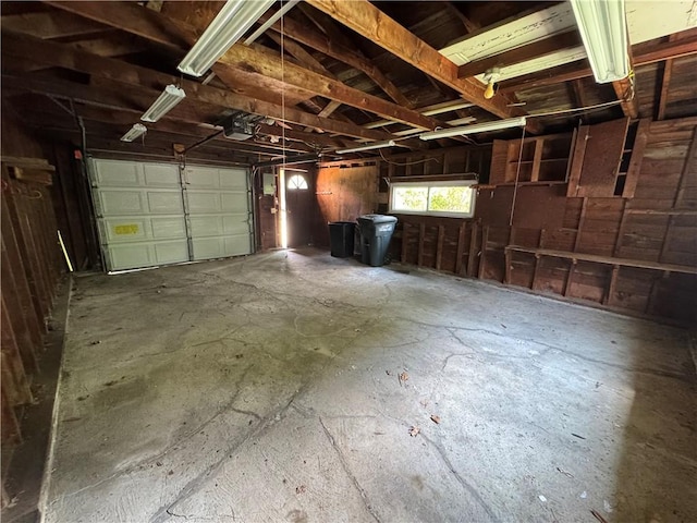 3112 Ridge Ave, Hopewell Twp Bea, PA 15001 - garage featuring a garage door opener