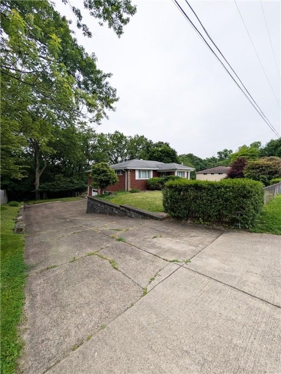 2884 Sunset Cir, Export, PA 15632 - photo 2