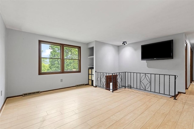 3863 Grist Mill Ln, Murrysville, PA 15668 - photo 4
