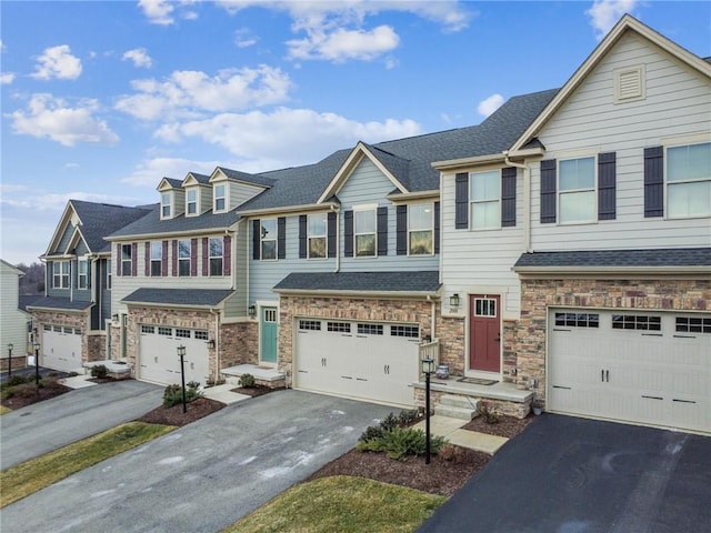 2002 Callaway Dr, Jeannette, PA 15644 - photo 3
