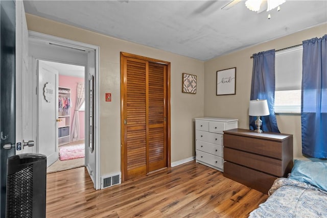 237 Creston, West Mifflin, PA 15122 - bedroom with wood finished floors, a closet, and ceiling fan