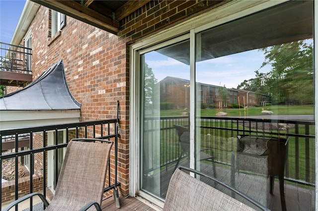 6013 Patrick Henry, Hopewell Twp Bea, PA 15001 - view of balcony