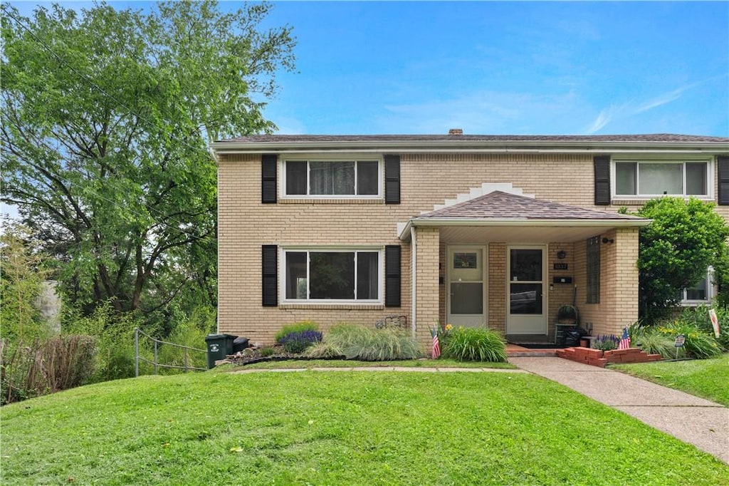 1035 Amherst St, White Oak, PA 15131 - photo 1