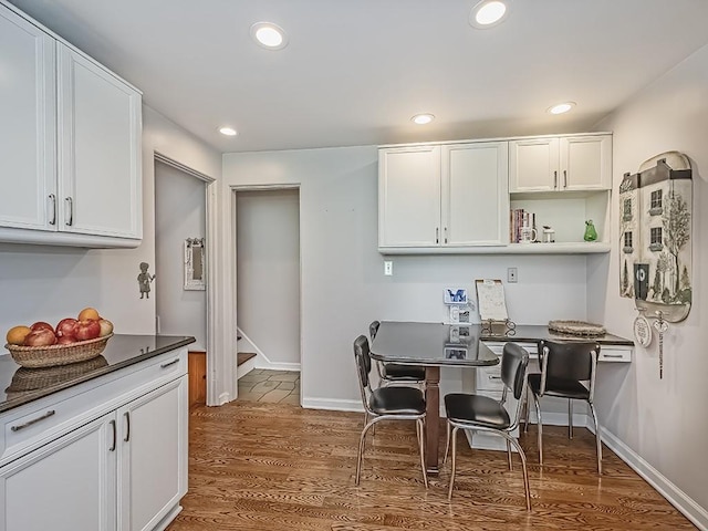 776 Elm Spring Rd, Mt Lebanon, PA 15243 - dining area featuring recessed lighting and wood finished floors
