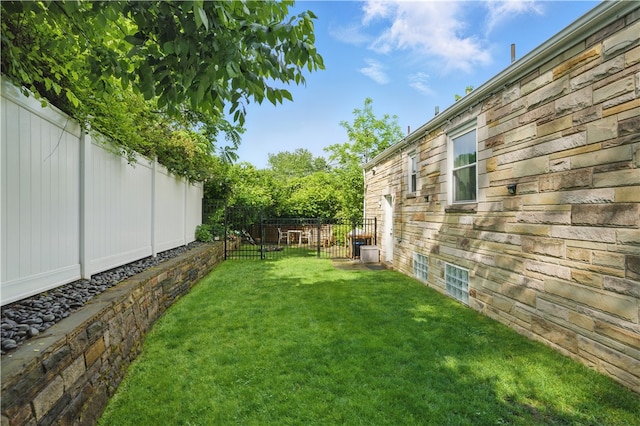 110 Simon Ave, Ross Twp, PA 15237 - view of yard