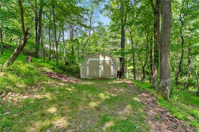 4077 Clarkland Ave, Hampton, PA 15101 - view of yard featuring a storage unit and a forest view